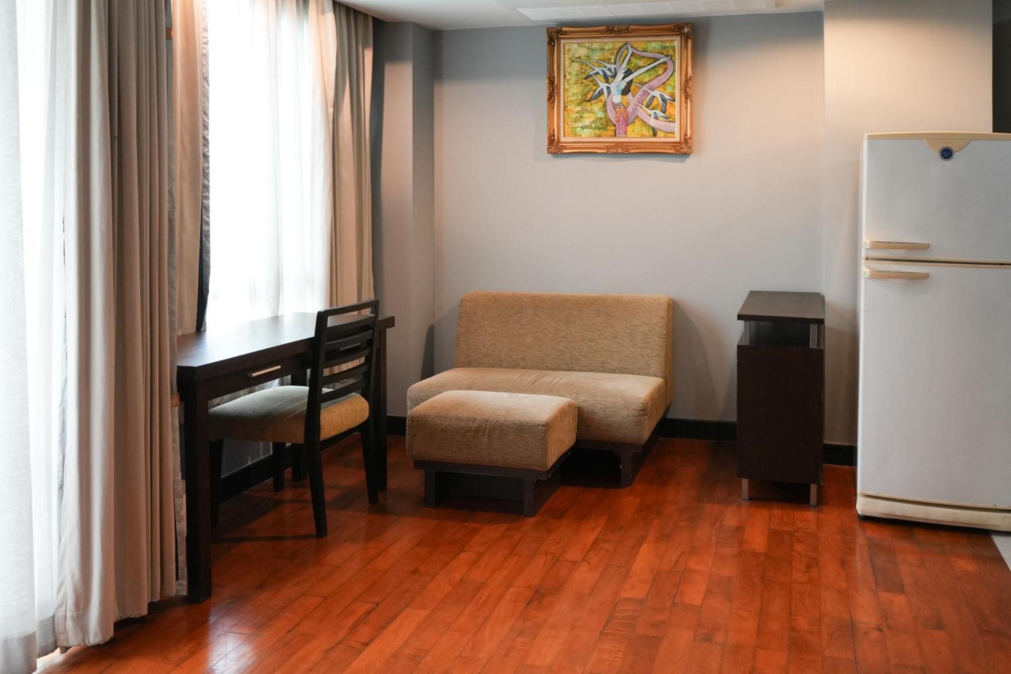 Royal Suite Hotel Banguecoque Exterior foto