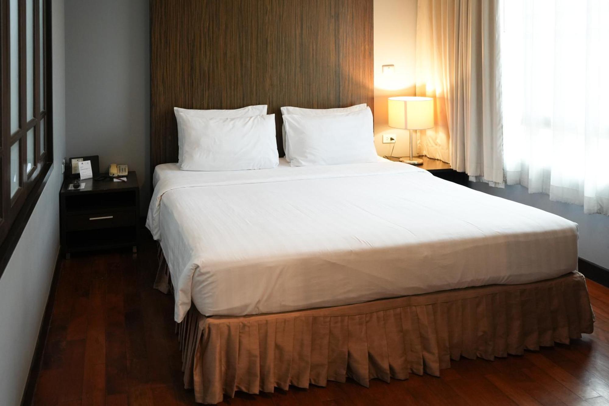 Royal Suite Hotel Banguecoque Exterior foto